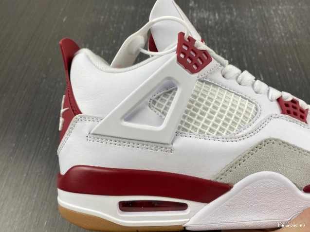 Nike DR5415-160 4 SB x Jordan Air 1105